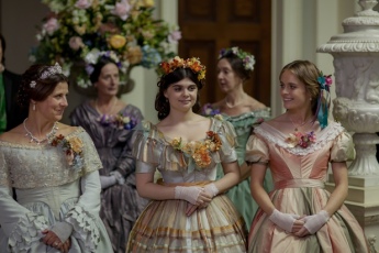 HAT TRICK FOR ITV DOCTOR THOREN EPISODE 3 Pictured: REBECCA FRONT as Lady Arabella Gresham, GWYNETH KEYWORTH as Augusta Gresham and CRESSIDA BONAS as Patience Oriel. This image is the copyright of ITV and must only be used in relation to DOCTOR THORNE.